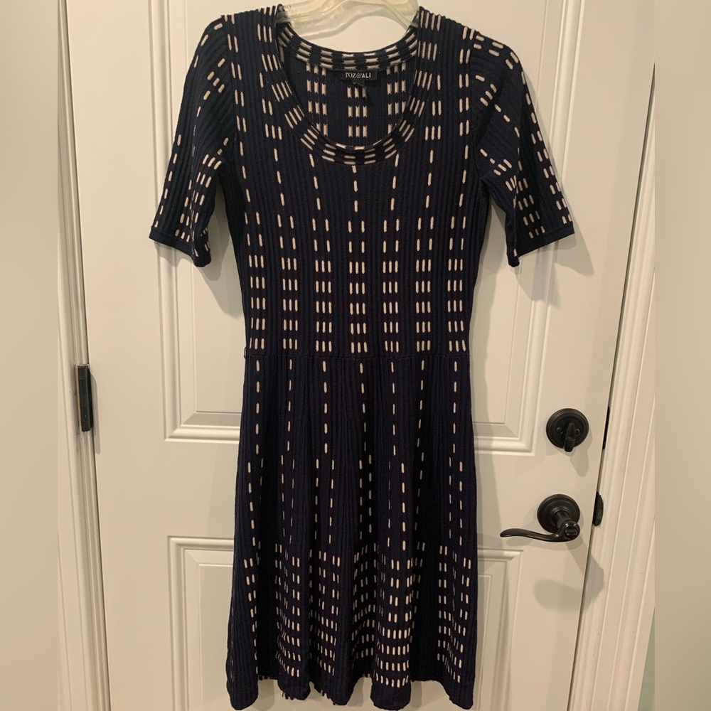 Roz & Ali Navy and Cream Knit Midi Dress